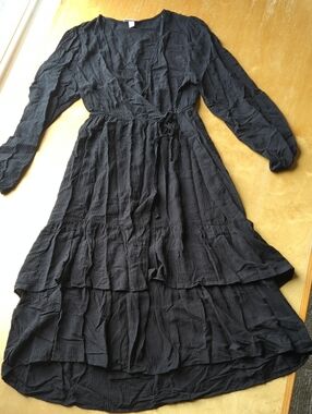 Knox Rose Black Long Sleeve Tiered Wrap Maxi Dress